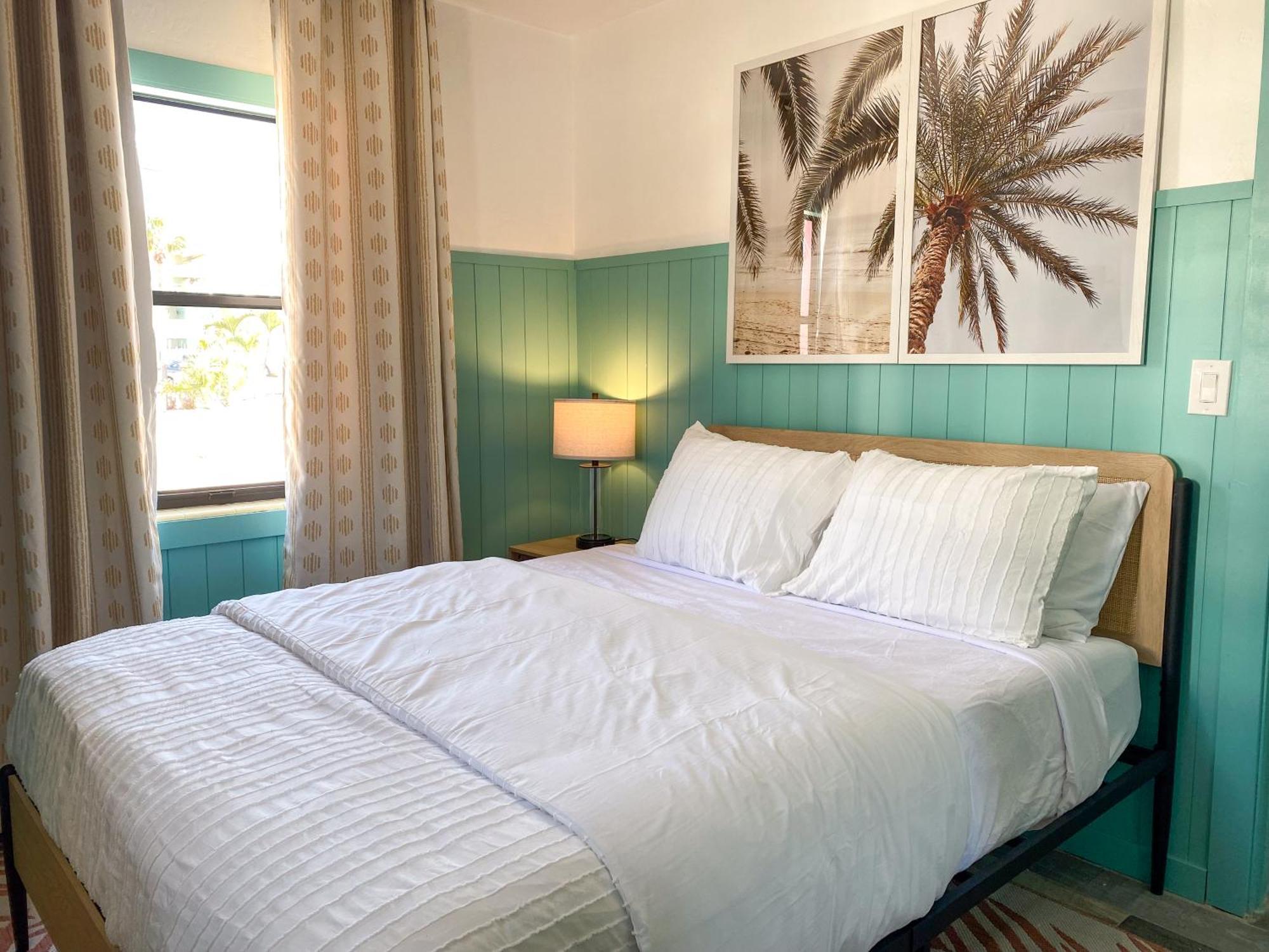 Oasis Palms Resort St. Pete Beach Ngoại thất bức ảnh