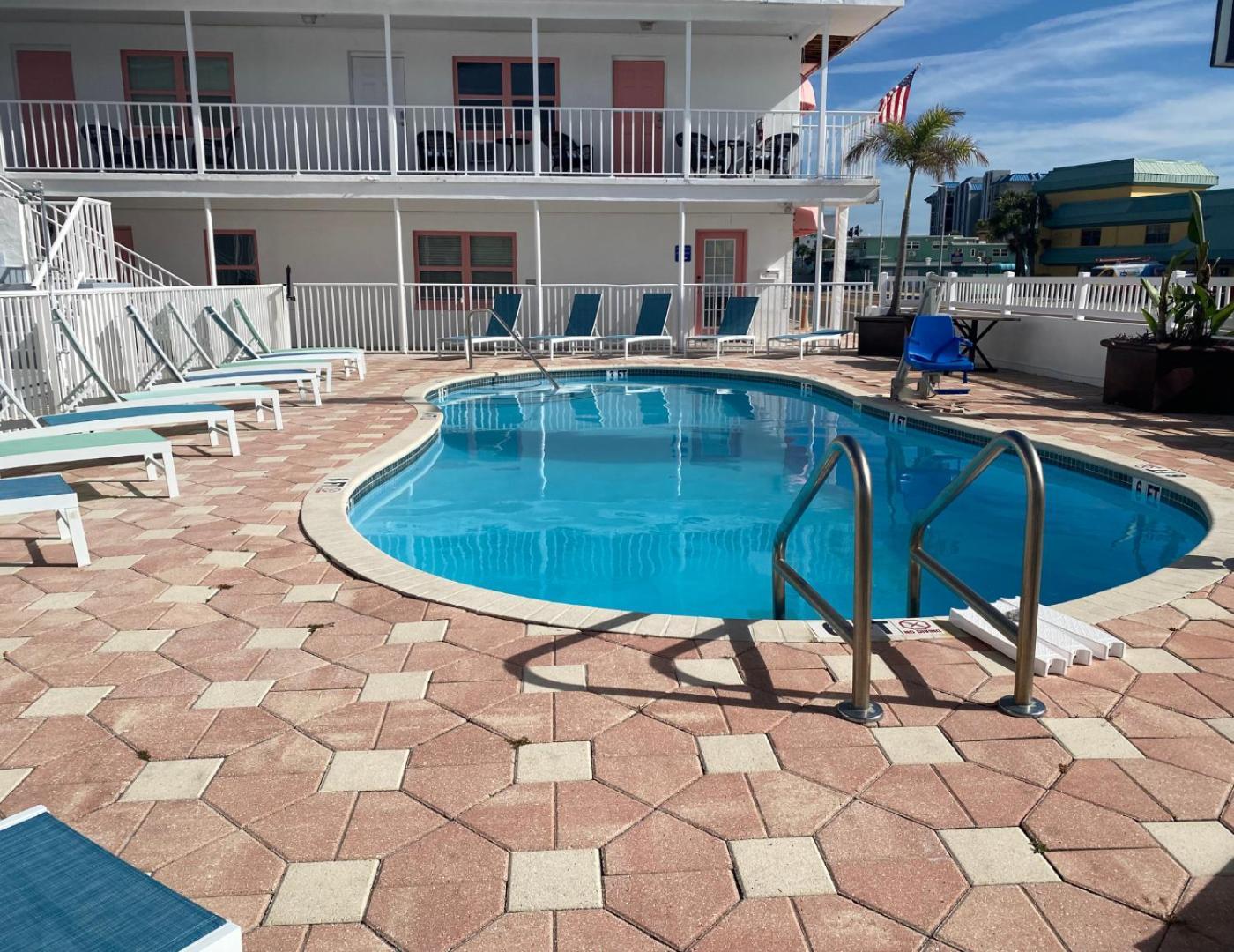 Oasis Palms Resort St. Pete Beach Ngoại thất bức ảnh